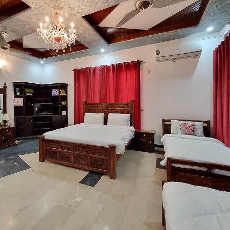 Shelton Mellton Lodges Rawalpindi Bagian luar foto