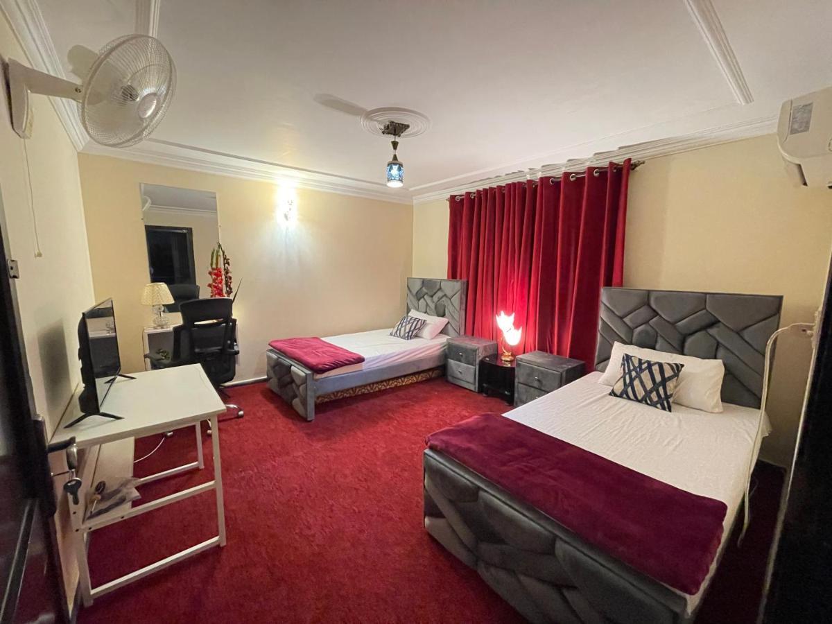 Shelton Mellton Lodges Rawalpindi Bagian luar foto