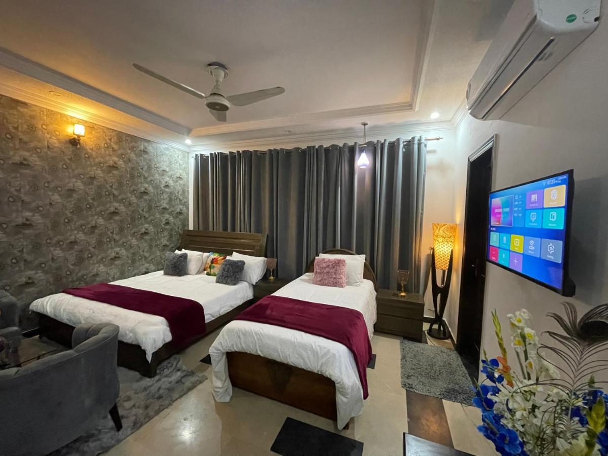 Shelton Mellton Lodges Rawalpindi Bagian luar foto