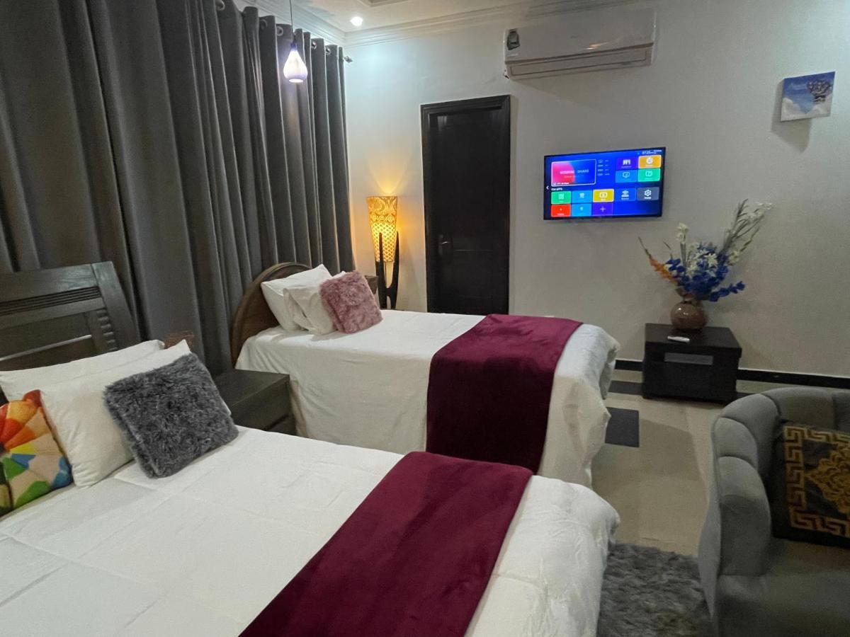 Shelton Mellton Lodges Rawalpindi Bagian luar foto
