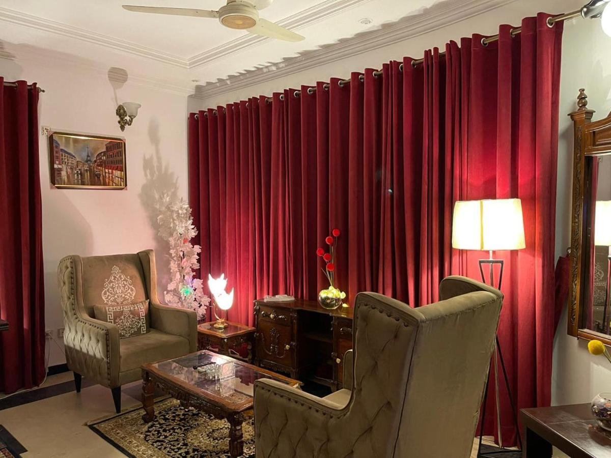 Shelton Mellton Lodges Rawalpindi Bagian luar foto