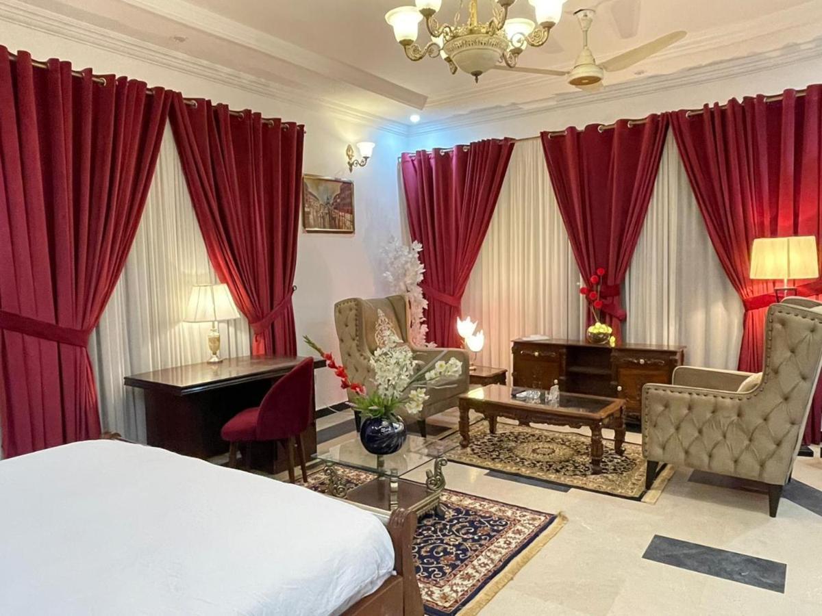 Shelton Mellton Lodges Rawalpindi Bagian luar foto